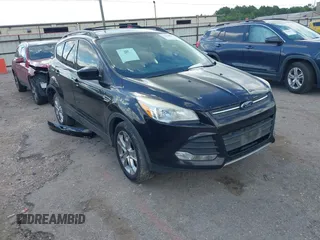 2013 Ford Escape SE с VIN 1FMCU0G94DUD09681, выставлен на аукционе IAAI как лот 42568825 с пробегом 215 239 миль миль и . История ставок и продаж доступна на DreamBid. Изображение 1.