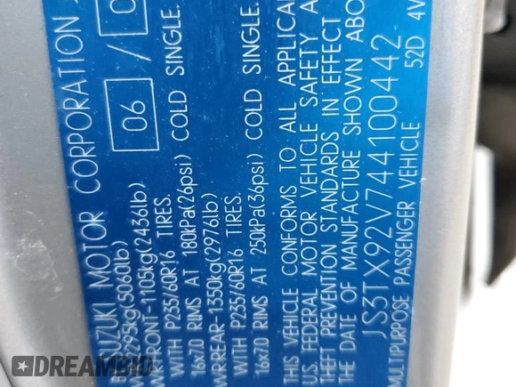 2004 Suzuki XL7 LX z VIN JS3TX92V744100442, wystawiony jako Copart lot #84847614 z przebiegiem 82 751 mil mil oraz Szkody całkowita. Historia ofert i sprzedaży dostępna na DreamBid. Obrazek 13.
