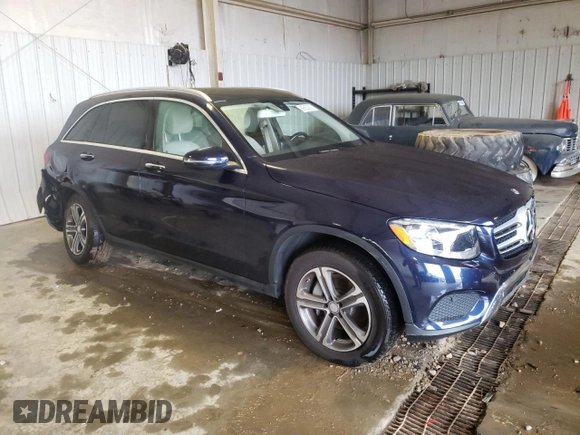 2016 Mercedes-Benz GLC with VIN WDC0G4KB1GF079102, listed as a Copart auction lot 69623882 with 60,205 mi miles. Bid and sale history available at carsss.com. Image 4.