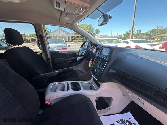 2012 Dodge Grand Caravan Crew with VIN 2C4RDGDG5CR277734, listed as a Copart auction lot 50370585 with 138,175 mi miles and Salvage Title. Bid and sale history available at carsss.com. Image 5.