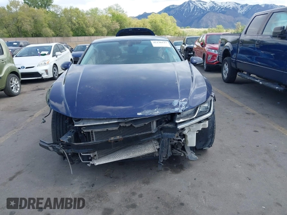 2019 Volkswagen Arteon SE с VIN WVWBR7AN3KE030990, выставлен на аукционе IAAI как лот 42130127 с пробегом 68 064 миль миль и . История ставок и продаж доступна на DreamBid. Изображение 13.