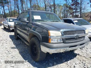2004 Chevrolet Avalanche with VIN 3GNEC12T24G338194, listed as a IAAI auction lot 41820415 with 308,955 mi miles. Bid and sale history available at carsss.com. Image 1.