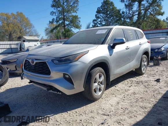 2021 Toyota Highlander L with VIN 5TDZZRAH9MS533683, listed as a IAAI auction lot 41788553 with 31,564 mi miles and . Bid and sale history available at DreamBid. Image 18.