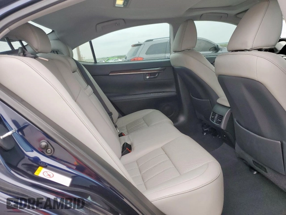 2018 Lexus ES 350 z VIN 58ABK1GG1JU097087, wystawiony jako Copart lot #51100305 z przebiegiem 105 344 mil mil oraz Czysty tytuł • Clean title. Historia ofert i sprzedaży dostępna na DreamBid. Obrazek 10.