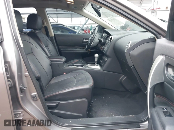 2011 Nissan Rogue SV with VIN JN8AS5MT1BW569119, listed as a IAAI auction lot 41435765 with 125,339 mi miles. Bid and sale history available at carsss.com. Image 5.