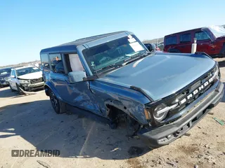 2023 Ford Bronco with VIN 1FMEE5BP8PLB10748, listed as a IAAI auction lot 41132819 with 1 mi miles. Bid and sale history available at carsss.com. Image 1.