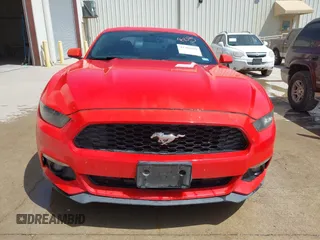 2015 Ford Mustang V6 z VIN 1FA6P8AM7F5329737, wystawiony jako IAAI lot #42761829 z przebiegiem 125 495 mil mil oraz . Historia ofert i sprzedaży dostępna na DreamBid. Obrazek 12.