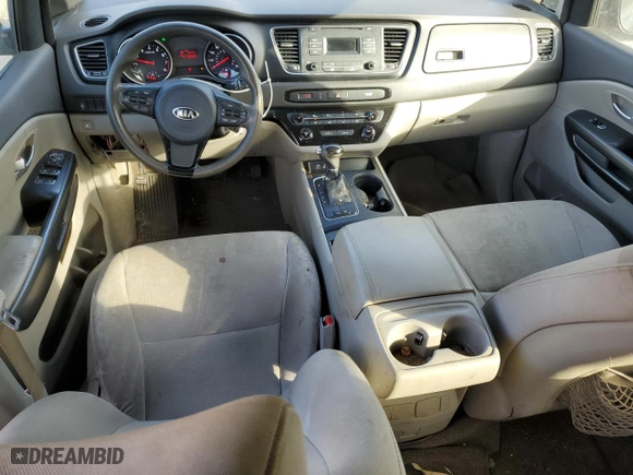 2015 Kia Sedona L with VIN KNDMA5C17F6020767, listed as a Copart auction lot 85822924 with 158,761 mi miles and Clean Title. Bid and sale history available at carsss.com. Image 8.