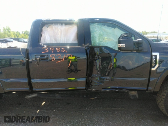 2022 Ford F-250 XL with VIN 1FT7W2BNXNEF72205, listed as a IAAI auction lot 39828317 with 20,213 mi miles and . Bid and sale history available at DreamBid. Image 18.