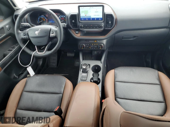 2024 Ford Bronco Sport Badlands z VIN 3FMCR9D9XRRF71875, wystawiony jako Copart lot #59105615 z przebiegiem 2 164 mil mil oraz Szkoda całkowita • Salvage title. Historia ofert i sprzedaży dostępna na DreamBid. Obrazek 8.