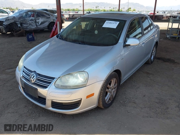 2007 Volkswagen Jetta Wolfsburg Edition with VIN 3VWEF71K67M141186, listed as a IAAI auction lot 42481574 with 199,744 mi miles and . Bid and sale history available at DreamBid. Image 6.