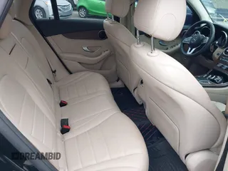 2022 Mercedes-Benz GLC 300 z VIN W1N0G8EB9NG024549, wystawiony jako IAAI lot #41870047 z przebiegiem 88 269 mil mil oraz . Historia ofert i sprzedaży dostępna na DreamBid. Obrazek 8.