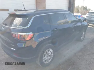 2020 Jeep Compass Sport z VIN 3C4NJCAB1LT169603, wystawiony jako IAAI lot #40993649 z przebiegiem 99 196 mil mil oraz . Historia ofert i sprzedaży dostępna na DreamBid. Obrazek 4.