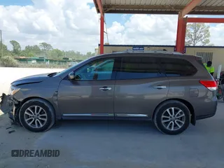 2013 Nissan Pathfinder SL with VIN 5N1AR2MM8DC632098, listed as a IAAI auction lot 41974948 with 145,741 mi miles and . Bid and sale history available at DreamBid. Image 15.