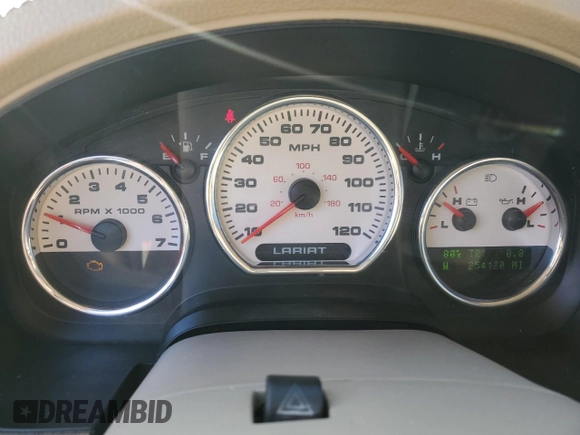 2004 Ford F-150 XLT with VIN 1FTPW14564KC55156, listed as a Copart auction lot 85316484 with 254,120 mi miles and Clean title. Bid and sale history available at DreamBid. Image 9.