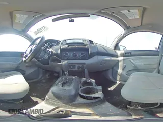 2014 Toyota Tacoma z VIN 5TFNX4CN6EX037942, wystawiony jako Copart lot #51158405 z przebiegiem 157 825 mil mil oraz Szkoda całkowita • Salvage title. Historia ofert i sprzedaży dostępna na DreamBid. Obrazek 13.