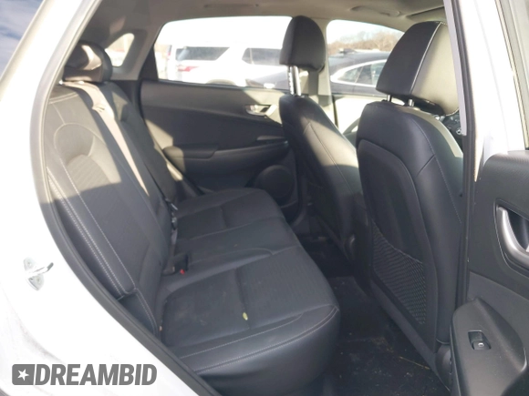 2019 Hyundai Kona Limited with VIN KM8K33A59KU371435, listed as a IAAI auction lot 41217772 with 72,454 mi miles. Bid and sale history available at carsss.com. Image 8.