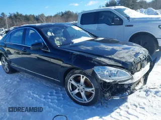 2013 Mercedes-Benz S S 550 with VIN WDDNG9EB6DA521505, listed as a IAAI auction lot 41607236 with 116,939 mi miles. Bid and sale history available at carsss.com. Image 1.