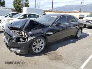 2017 Jaguar XF 35t Premium with VIN SAJBD4BV6HCY28336, listed as a Copart auction lot 76630724 with 52,593 mi miles and Salvage Title. Bid and sale history available at carsss.com. Image 1.