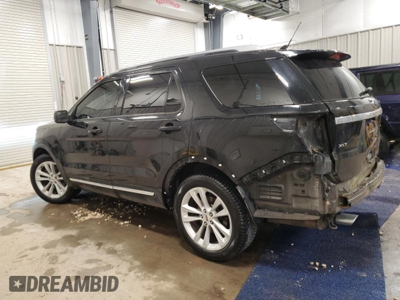 2018 Ford Explorer XLT with VIN 1FM5K8D83JGA77948, listed as a Copart auction lot 48333605 with 83,471 mi miles and Salvage Title. Bid and sale history available at carsss.com. Image 2.