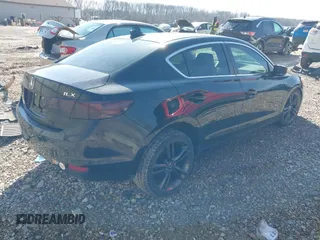 2015 Acura ILX z VIN 19VDE1F37FE006297, wystawiony jako IAAI lot #41684688 z przebiegiem 172 859 mil mil oraz . Historia ofert i sprzedaży dostępna na DreamBid. Obrazek 4.