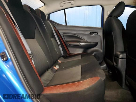 2024 Nissan Versa SR z VIN 3N1CN8FV6RL824782, wystawiony jako Copart lot #61356435 z przebiegiem 41 201 mil mil oraz Czysty tytuł • Clean title. Historia ofert i sprzedaży dostępna na DreamBid. Obrazek 10.