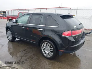 2010 Lincoln MKX with VIN 2LMDJ6JC3ABJ21373, listed as a IAAI auction lot 41843187 with 153,958 mi miles. Bid and sale history available at carsss.com. Image 3.