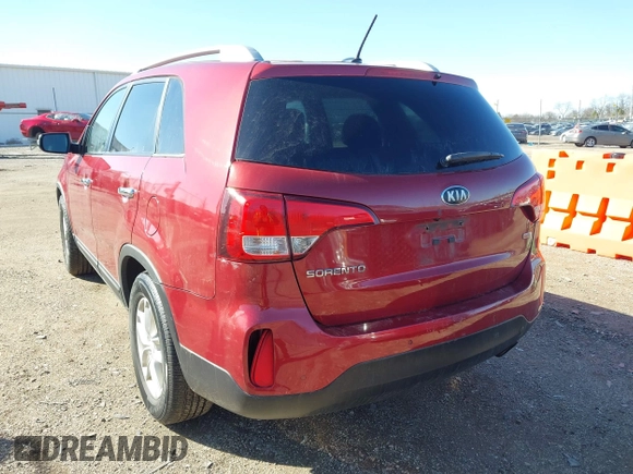 2014 Kia Sorento LX z VIN 5XYKT3A61EG495427, wystawiony jako IAAI lot #41851611 z przebiegiem 214 960 mil mil oraz . Historia ofert i sprzedaży dostępna na DreamBid. Obrazek 3.