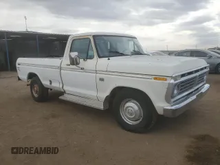 1975 Ford F-250 z VIN F25MRX29466, wystawiony jako Copart lot #50986975 z przebiegiem 92 878 mil mil oraz Nie do naprawy • Non repairable. Historia ofert i sprzedaży dostępna na DreamBid. Obrazek 4.