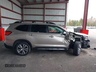 2020 Subaru Ascent Limited z VIN 4S4WMAJD5L3444883, wystawiony jako IAAI lot #42029248 z przebiegiem 55 213 mil mil oraz . Historia ofert i sprzedaży dostępna na DreamBid. Obrazek 14.
