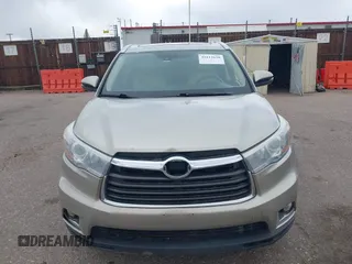 2016 Toyota Highlander Limited with VIN 5TDDKRFH1GS303129, listed as a IAAI auction lot 42112630 with 144,049 mi miles and . Bid and sale history available at DreamBid. Image 12.