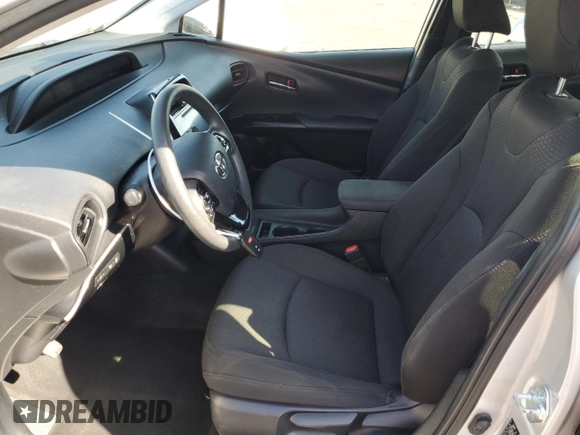 2019 Toyota Prius L Eco z VIN JTDKARFU5K3077176, wystawiony jako Copart lot #57304345 z przebiegiem 110 745 mil mil oraz Szkoda całkowita • Salvage title. Historia ofert i sprzedaży dostępna na DreamBid. Obrazek 7.