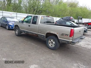 1998 Chevrolet Silverado 1500 with VIN 1GCEK19R6WR112281, listed as a IAAI auction lot 42180075 with 185,399 mi miles and . Bid and sale history available at DreamBid. Image 3.