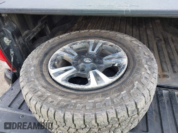 2016 Toyota Tacoma SR with VIN 3TMCZ5AN2GM027945, listed as a IAAI auction lot 41446277 with 51,781 mi miles and . Bid and sale history available at DreamBid. Image 12.