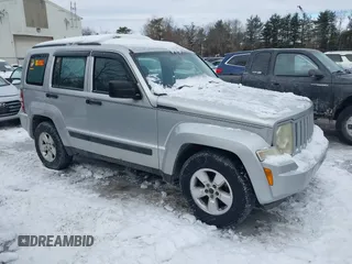 2012 Jeep Liberty Sport z VIN 1C4PJMAK5CW161979, wystawiony jako IAAI lot #41635763 z przebiegiem 183 361 mil mil oraz . Historia ofert i sprzedaży dostępna na DreamBid. Obrazek 1.