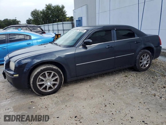 2007 Chrysler 300 Limited with VIN 2C3KK53G97H771740, listed as a Copart auction lot 79426564 with 132,823 mi miles and Salvage Title. Bid and sale history available at carsss.com. Image 1.