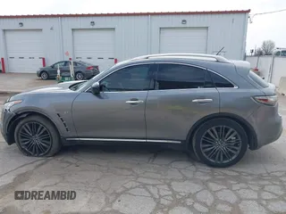2017 Infiniti QX70 z VIN JN8CS1MW9HM412647, wystawiony jako IAAI lot #41830232 z przebiegiem 114 954 mil mil oraz . Historia ofert i sprzedaży dostępna na DreamBid. Obrazek 15.