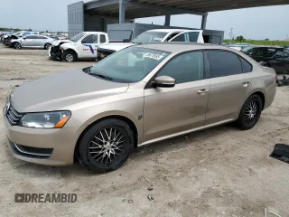 2015 Volkswagen Passat Wolfsburg Edition with VIN 1VWAS7A37FC086105, listed as a Copart auction lot 59670585 with 146,578 mi miles and Clean title. Bid and sale history available at DreamBid. Image 1.