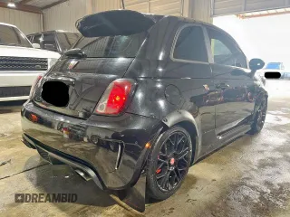 2013 FIAT 500 Abarth z VIN 3C3CFFFH9DT664970, wystawiony jako Copart lot #58541385 z przebiegiem 121 686 mil mil oraz Szkody całkowita. Historia ofert i sprzedaży dostępna na DreamBid. Obrazek 4.