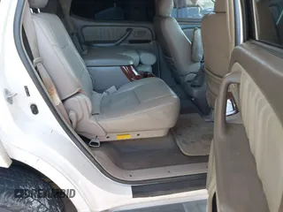 2006 Toyota Sequoia Limited with VIN 5TDZT38A86S279894, listed as a IAAI auction lot 42098103 with 227,264 mi miles and . Bid and sale history available at DreamBid. Image 8.