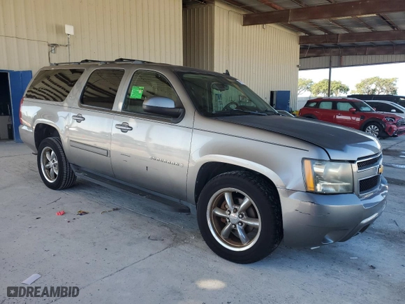 2009 Chevrolet Suburban LT w/1LT with VIN 1GNFK26309R231174, listed as a Copart auction lot 42877385 with 177,501 mi miles and Clean Title. Bid and sale history available at carsss.com. Image 4.