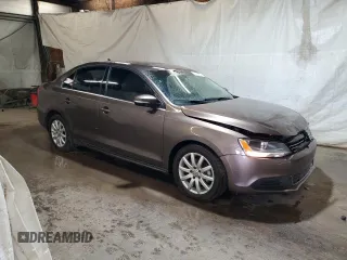 2013 Volkswagen Jetta TDI w/Premium with VIN 3VW3L7AJ2DM374825, listed as a Copart auction lot 62754875 with 152,278 mi miles and Salvage title. Bid and sale history available at DreamBid. Image 4.