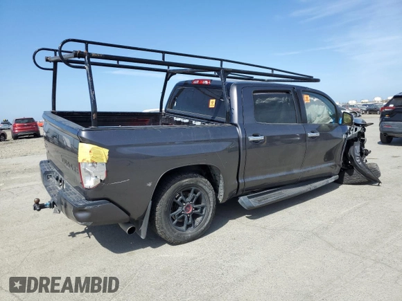 2017 Toyota Tundra Platinum z VIN 5TFAY5F15HX636975, wystawiony jako Copart lot #53922615 z przebiegiem Nie podano mil oraz Szkoda całkowita • Salvage title. Historia ofert i sprzedaży dostępna na DreamBid. Obrazek 3.