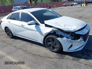 2023 Hyundai Elantra SEL z VIN 5NPLM4AG3PH095509, wystawiony jako IAAI lot #42024176 z przebiegiem 14 604 mil mil oraz . Historia ofert i sprzedaży dostępna na DreamBid. Obrazek 1.