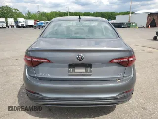 2022 Volkswagen Jetta SE with VIN 3VW7M7BU2NM013040, listed as a Copart auction lot 56342075 with 31,171 mi miles and Salvage title. Bid and sale history available at DreamBid. Image 6.