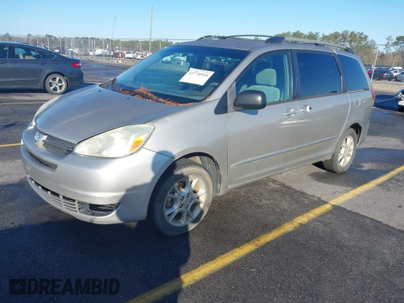 2005 Toyota Sienna LE with VIN 5TDBA23C85S041021, listed as a IAAI auction lot 41770918 with 205,503 mi miles. Bid and sale history available at carsss.com. Image 2.