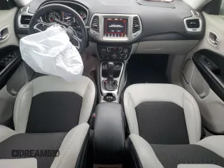 2018 Jeep Compass Latitude with VIN 3C4NJCBBXJT105930, listed as a Copart auction lot 55425385 with 177,007 mi miles and Salvage title. Bid and sale history available at DreamBid. Image 8.