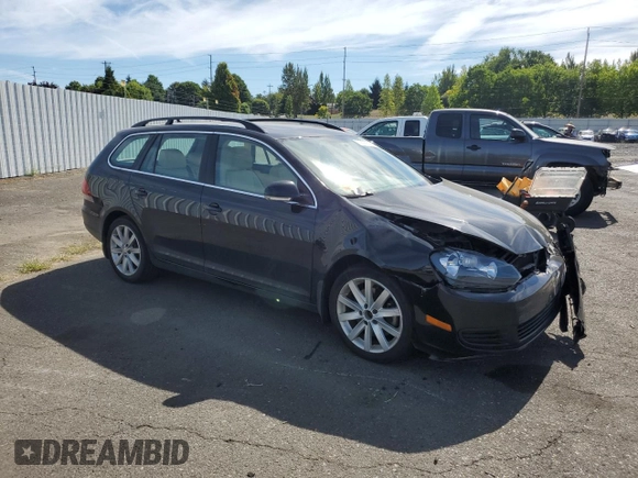 2014 Volkswagen Jetta SportWagen TDI w/Sunroof with VIN 3VWML7AJ3EM627415, listed as a Copart auction lot 70838324 with 101,616 mi miles and Salvage Title. Bid and sale history available at carsss.com. Image 4.