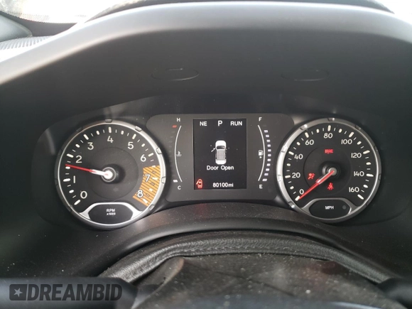 2020 Jeep Renegade Latitude with VIN ZACNJBBBXLPL21214, listed as a Copart auction lot 41685825 with 80,100 mi miles and Salvage Title. Bid and sale history available at carsss.com. Image 9.