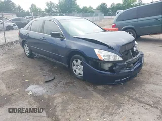 2005 Honda Accord LX with VIN 1HGCM56485A117286, listed as a IAAI auction lot 42414653 with 362,266 mi miles and . Bid and sale history available at DreamBid. Image 1.